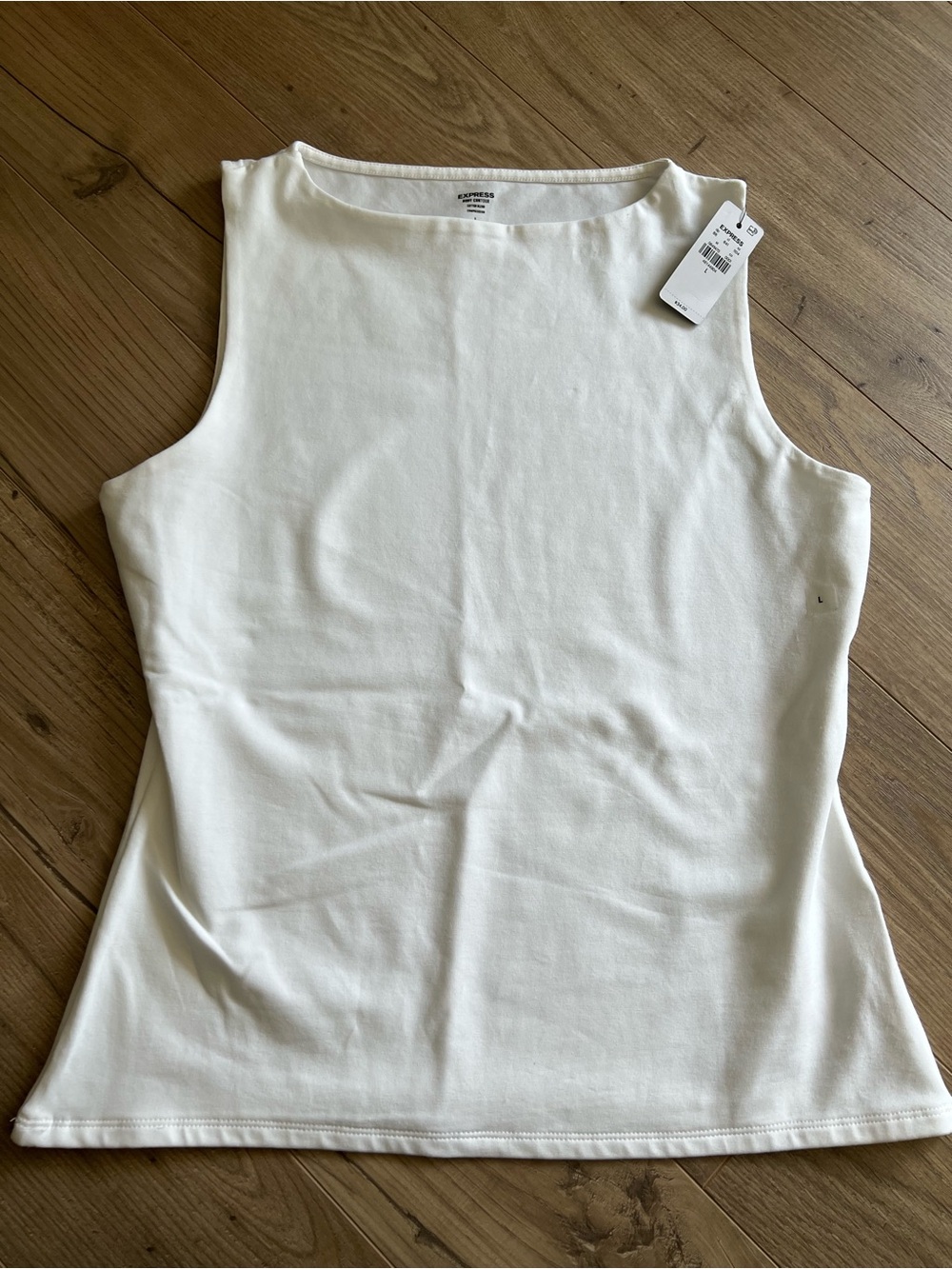 Express Body Contour Tank Large NWT